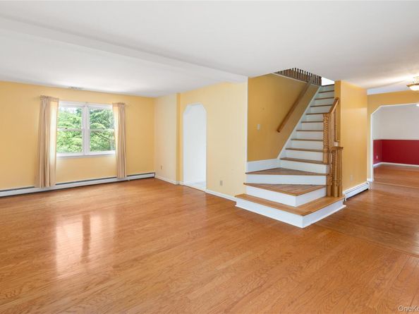18 Primrose Street, Katonah NY 10536