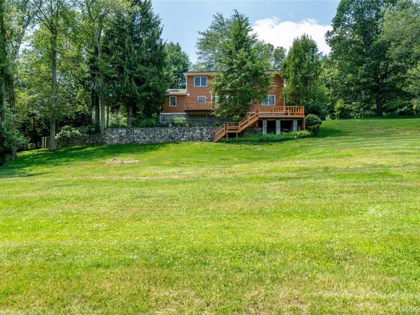 18 Primrose Street, Katonah NY 10536