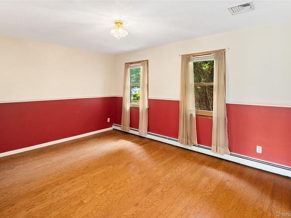 18 Primrose Street, Katonah NY 10536