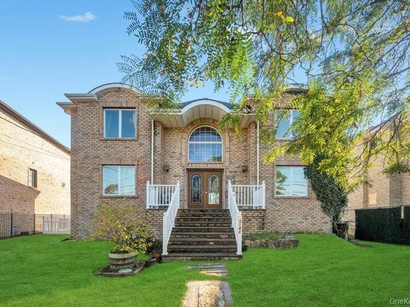 3142 Shore Road, Bellmore NY 11710