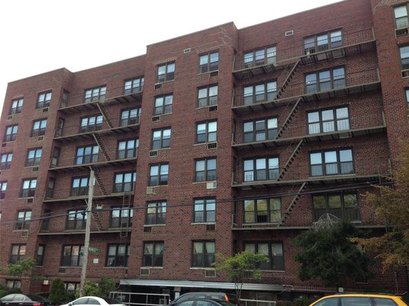 87-70 173rd Street 5E, Jamaica NY 11432