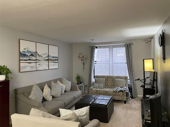 87-70 173rd Street 5E, Jamaica NY 11432