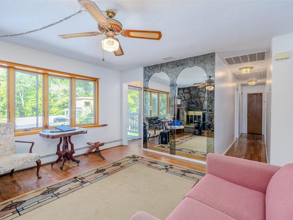 218 Cliff Road W, Wading River NY 11792