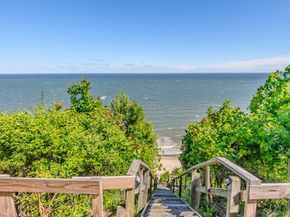 218 Cliff Road W, Wading River NY 11792