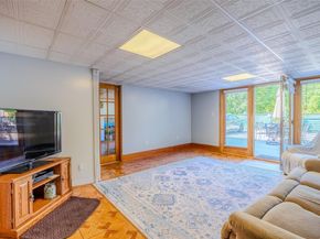 218 Cliff Road W, Wading River NY 11792