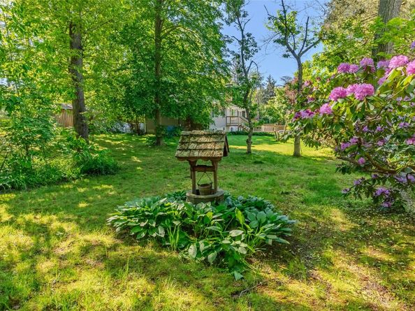 218 Cliff Road W, Wading River NY 11792