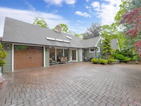 5 Oak Brook Lane, North Merrick NY 11566