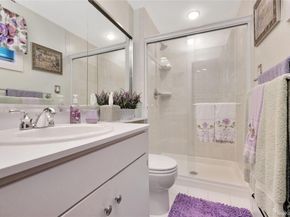5 Oak Brook Lane, North Merrick NY 11566