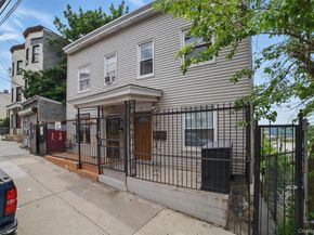 31 Van Cortlandt Park Avenue, Yonkers NY 10701