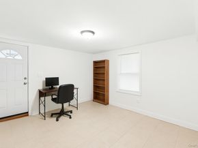 28 Ozark Street, Ronkonkoma NY 11779
