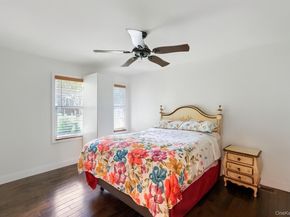 28 Ozark Street, Ronkonkoma NY 11779