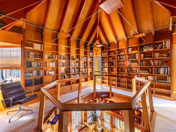 9 Oxford Road, White Plains NY 10605