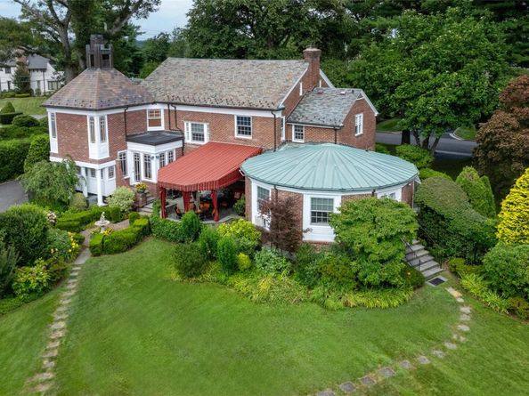 9 Oxford Road, White Plains NY 10605