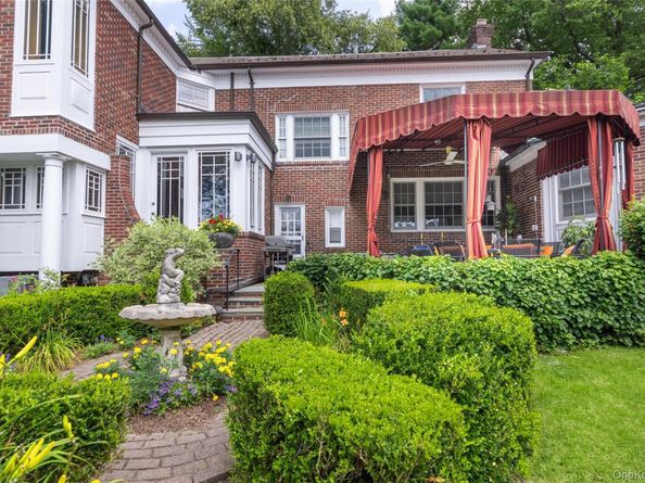 9 Oxford Road, White Plains NY 10605