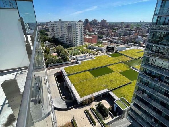 131-05 40th Road PH1T, Flushing NY 11354