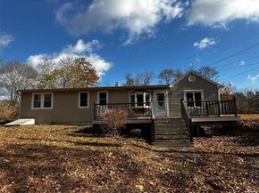2468 River Road, Calverton NY 11933