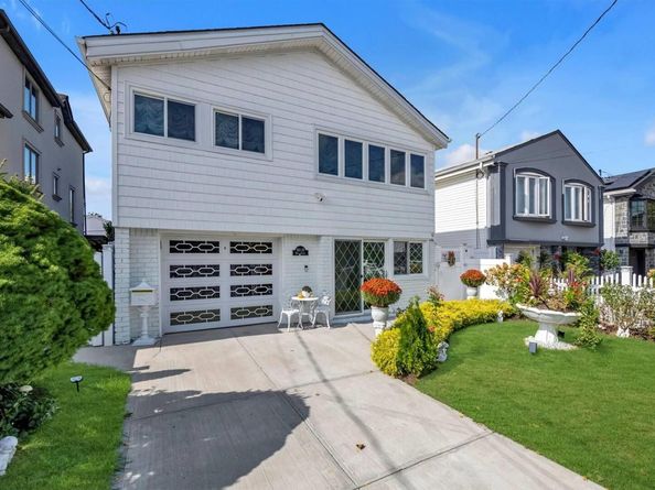 160-28 87th Street, Howard Beach NY 11414