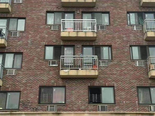 84-09 Queens Boulevard 4B, Elmhurst NY 11373