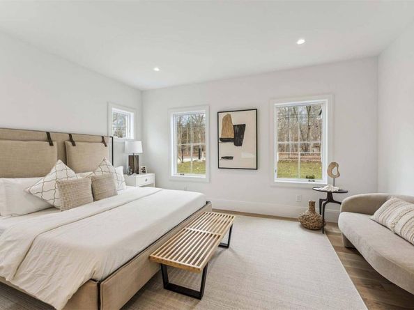 1179 Springs Fireplace Road, East Hampton NY 11937
