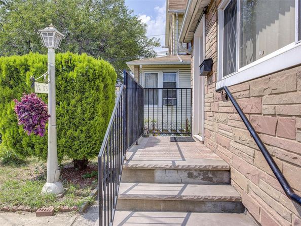 88-27 196th Street, Hollis NY 11423