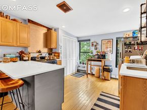 10 Carroll Street, Brooklyn NY 11231