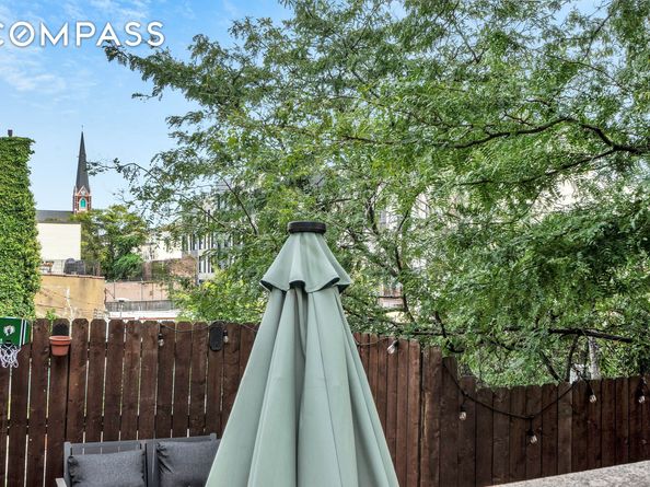 10 Carroll Street, Brooklyn NY 11231