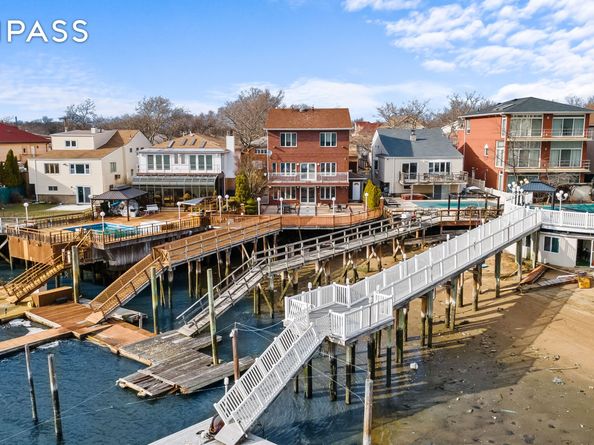 303 Whitman Drive, Brooklyn NY 11234
