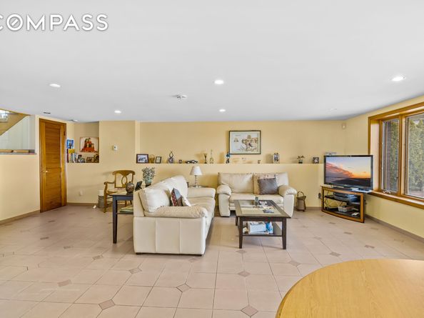 303 Whitman Drive, Brooklyn NY 11234