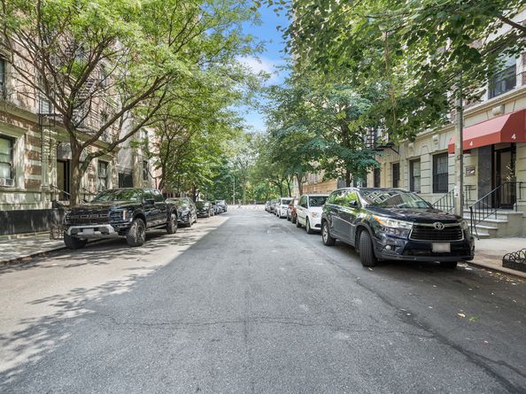 4 West 101st Street 1, New York NY 10025