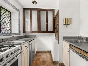 135 East 19th Street, New York NY 10003