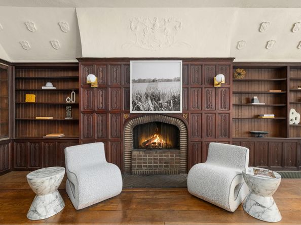 135 East 19th Street, New York NY 10003