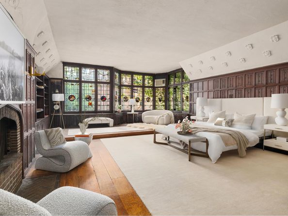 135 East 19th Street, New York NY 10003