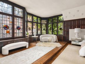 135 East 19th Street, New York NY 10003
