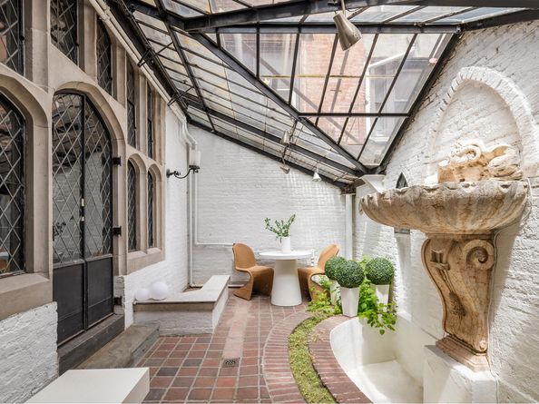 135 East 19th Street, New York NY 10003