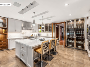 159 East 61st Street, New York NY 10065