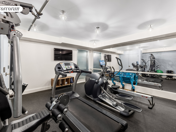 159 East 61st Street, New York NY 10065