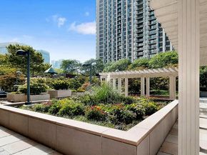 75 Henry Street 14C, Brooklyn NY 11201