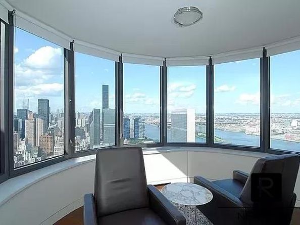 330 East 38th Street 54H, New York NY 10016
