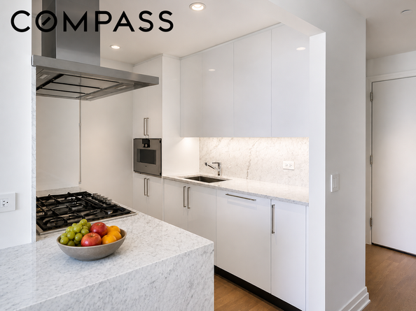 460 West 42nd Street 51H, New York NY 10036