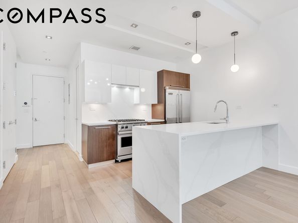 2-17 51st Avenue 215, Queens NY 11101
