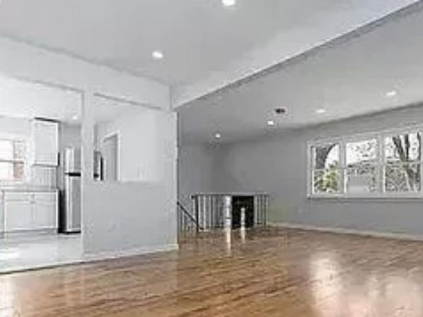 73-15 170th Street, Queens NY 11366