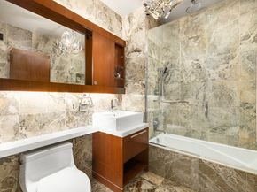 305 West 16th Street 4D, New York NY 10011