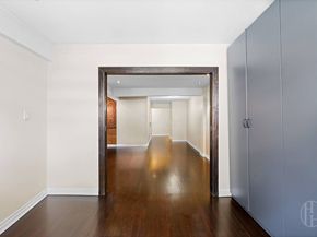 54 East 8th Street 3J, New York NY 10003