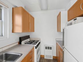 69 West 9th Street 8H, New York NY 10011