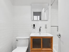 69 West 9th Street 8H, New York NY 10011