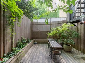 241 East 7th Street 5A, New York NY 10009