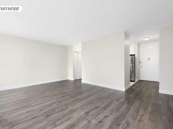 145 East 48th Street 22D, New York NY 10017