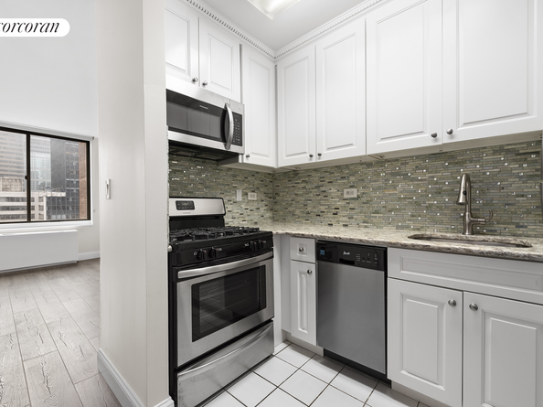 145 East 48th Street 22D, New York NY 10017