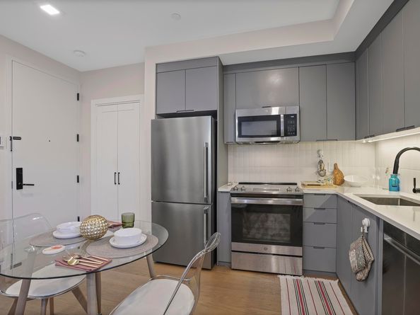 289 22nd Street 1F, Brooklyn NY 11215