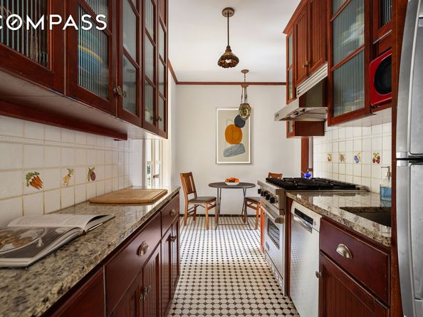 609 West 114th Street 54, New York NY 10025